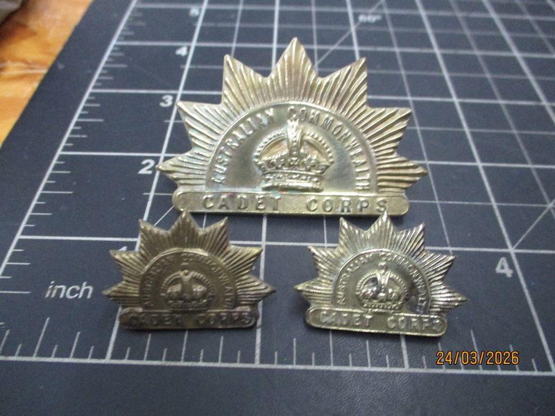Australian Commonwealth Cadet Corps. Hat and  collar Badge pair, 1900-1912