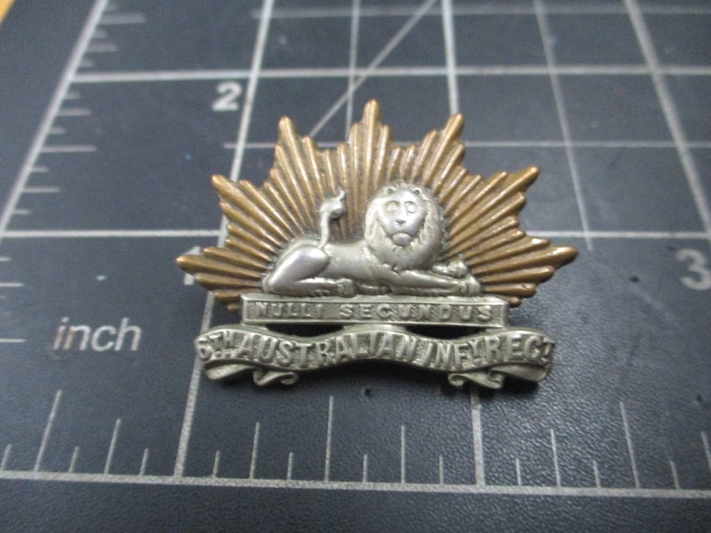 6th Australian Infantry Regt,  collar Badge 1900-1912