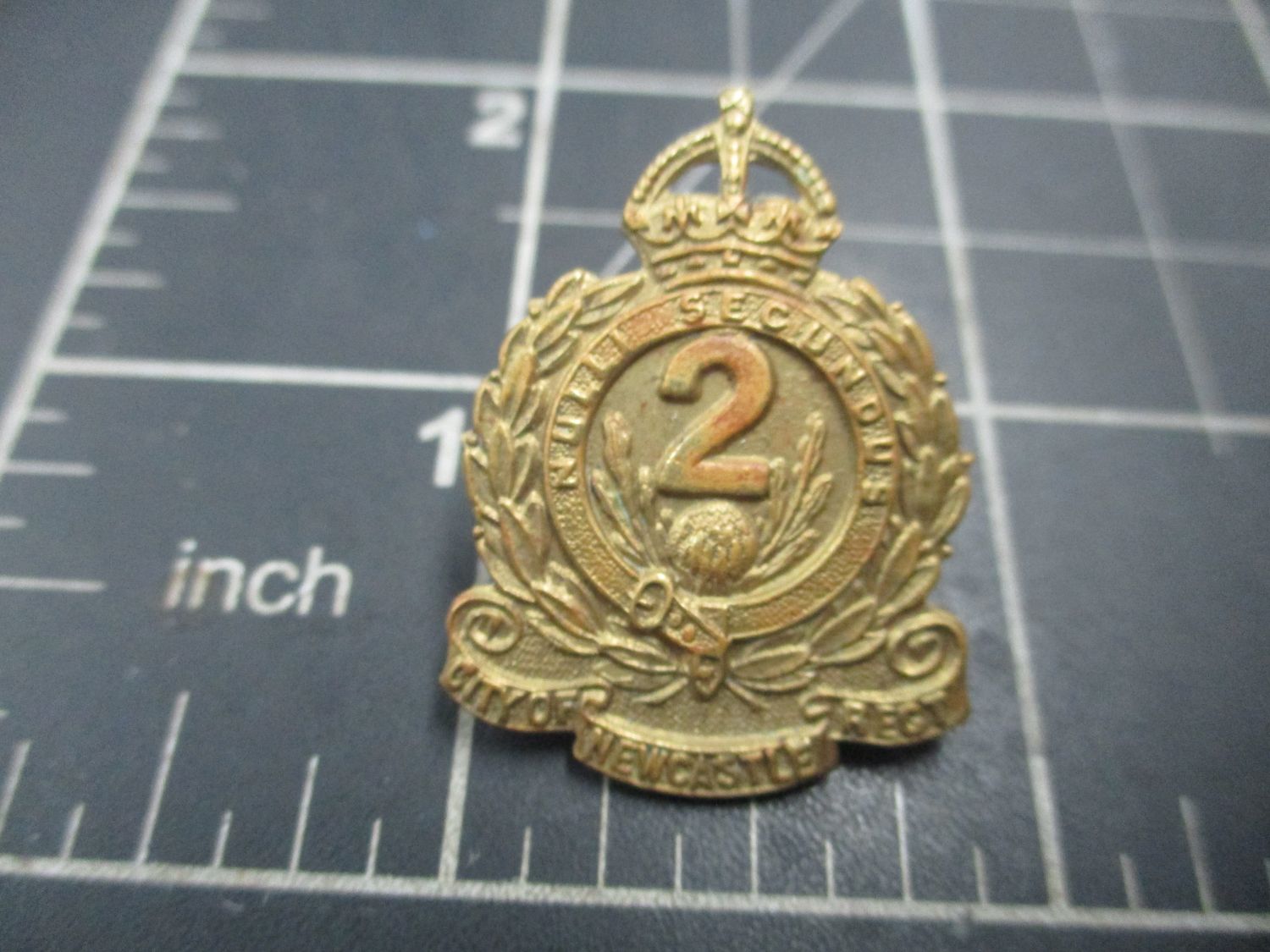 2nd Infantry Battalion  1930-42 collar badge