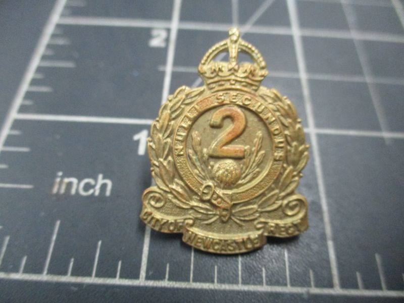 2nd Infantry Battalion  1930-42 collar badge