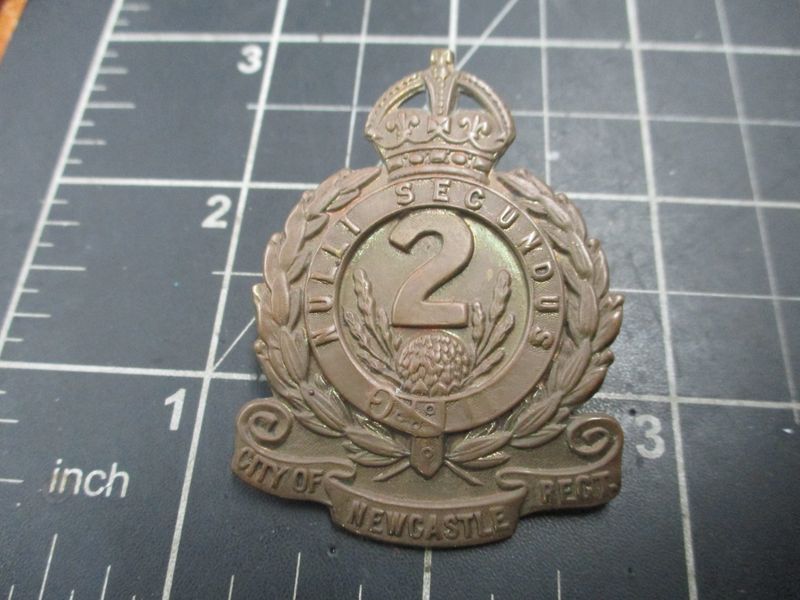 2nd Infantry Battalion  1930-42 hat badge