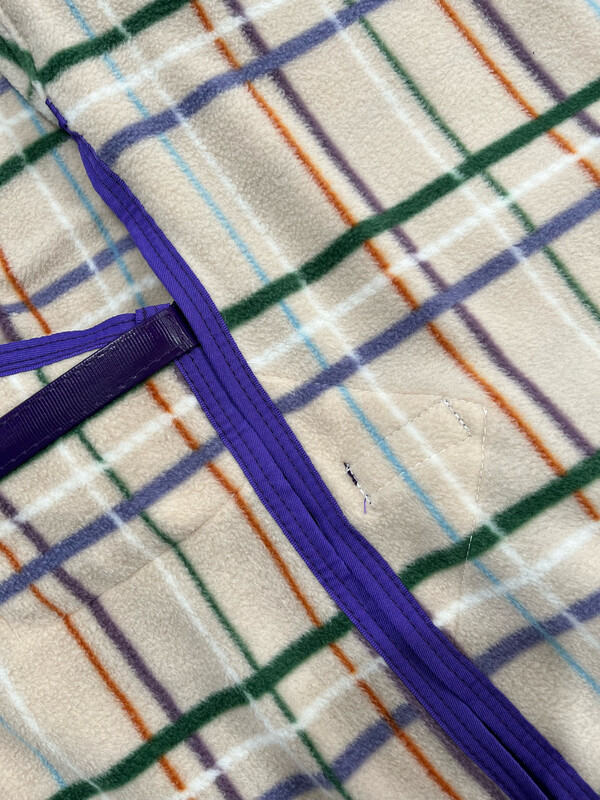 6&#39;3” Polar Fleece Rug and Hood