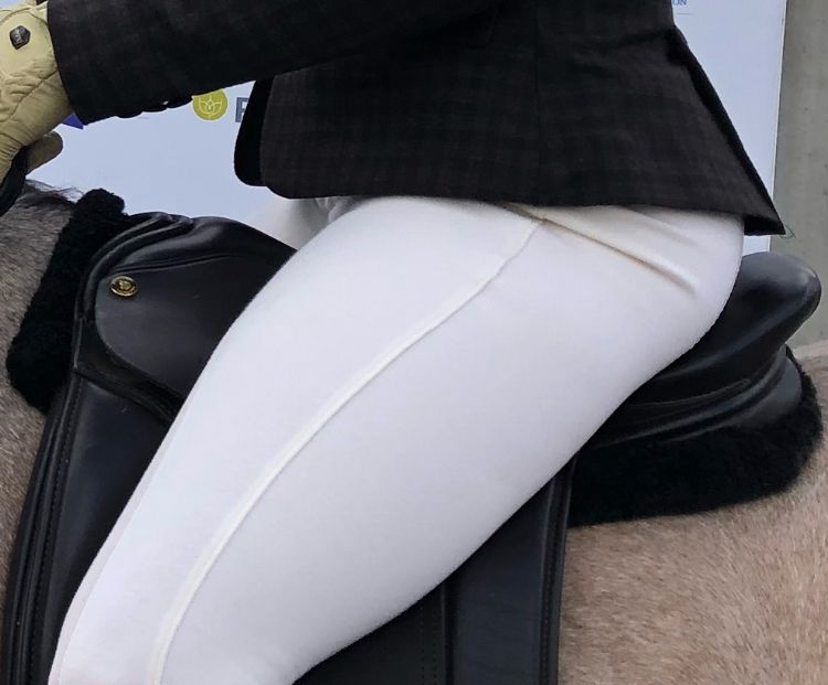 Sheepskin Numnahs 15 1/2” Black