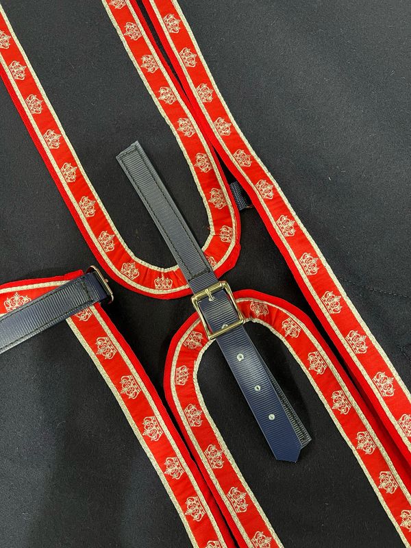 5&#39;3 Kersey Show Rug &amp; Hood