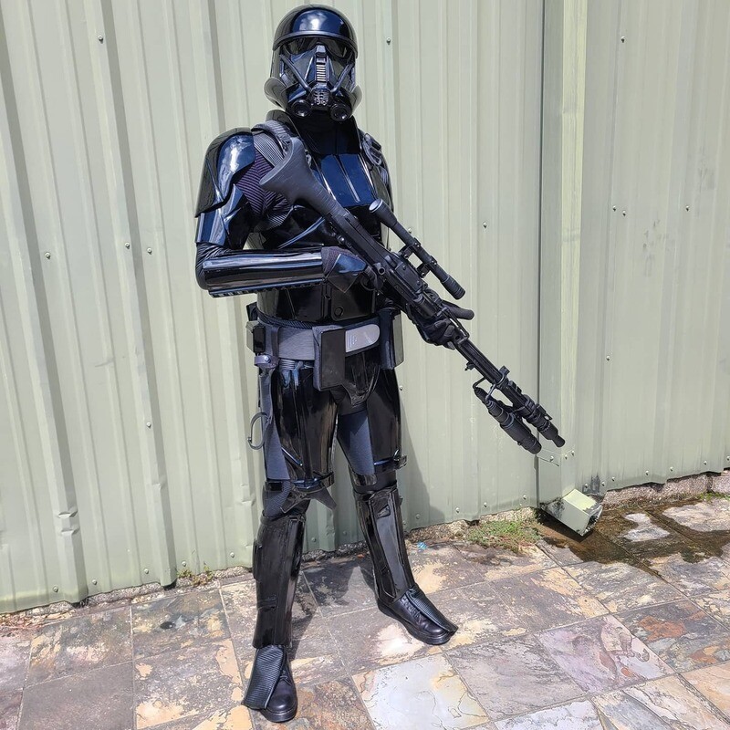 Death Trooper: Build