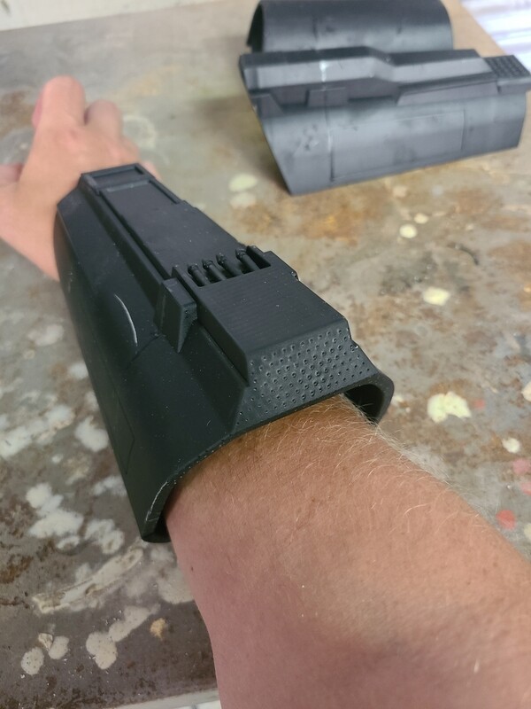 Durasteel Forearm Gauntlets Armor