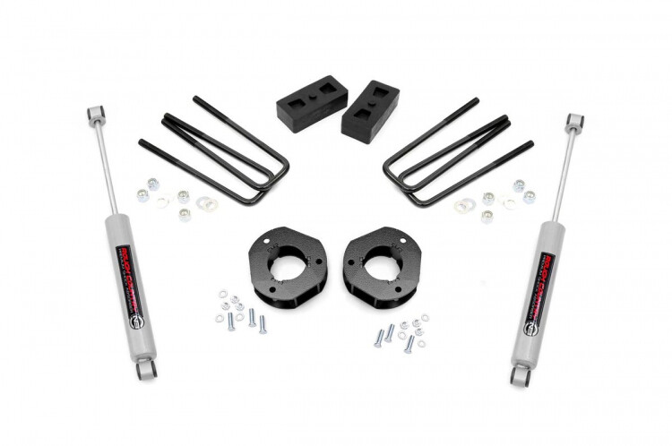 Rough Country 3.5" GMC Suspension Lift Kit (07-13 1500 PU 2WD)