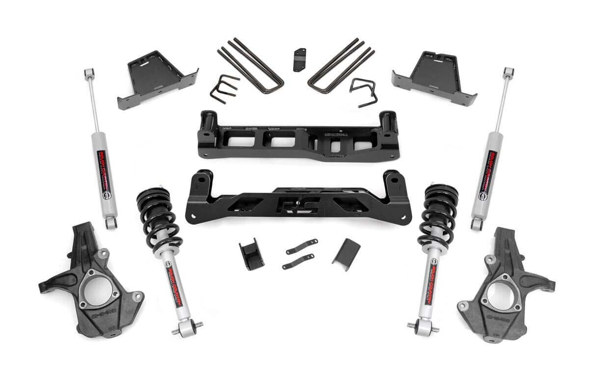 Rough Country 7.5" Lift Kit with Lifted Struts For (07-13 1500 PU 2WD) Chevy/GMC 1500 2WD