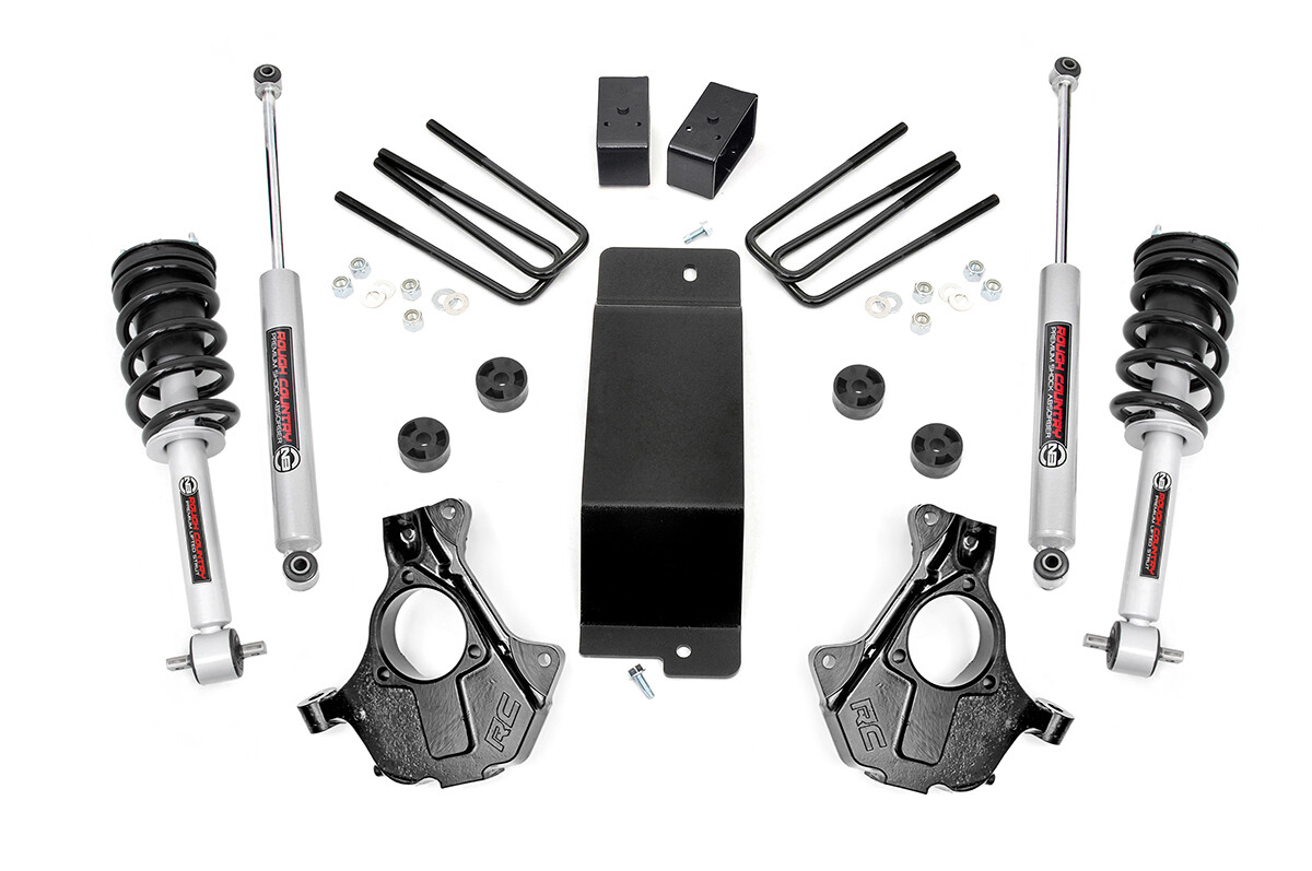 Rough Country 3.5" GMC Suspension Lift/Knuckle Kit With Lifted Struts For (14-18 1500 PU 4WD)