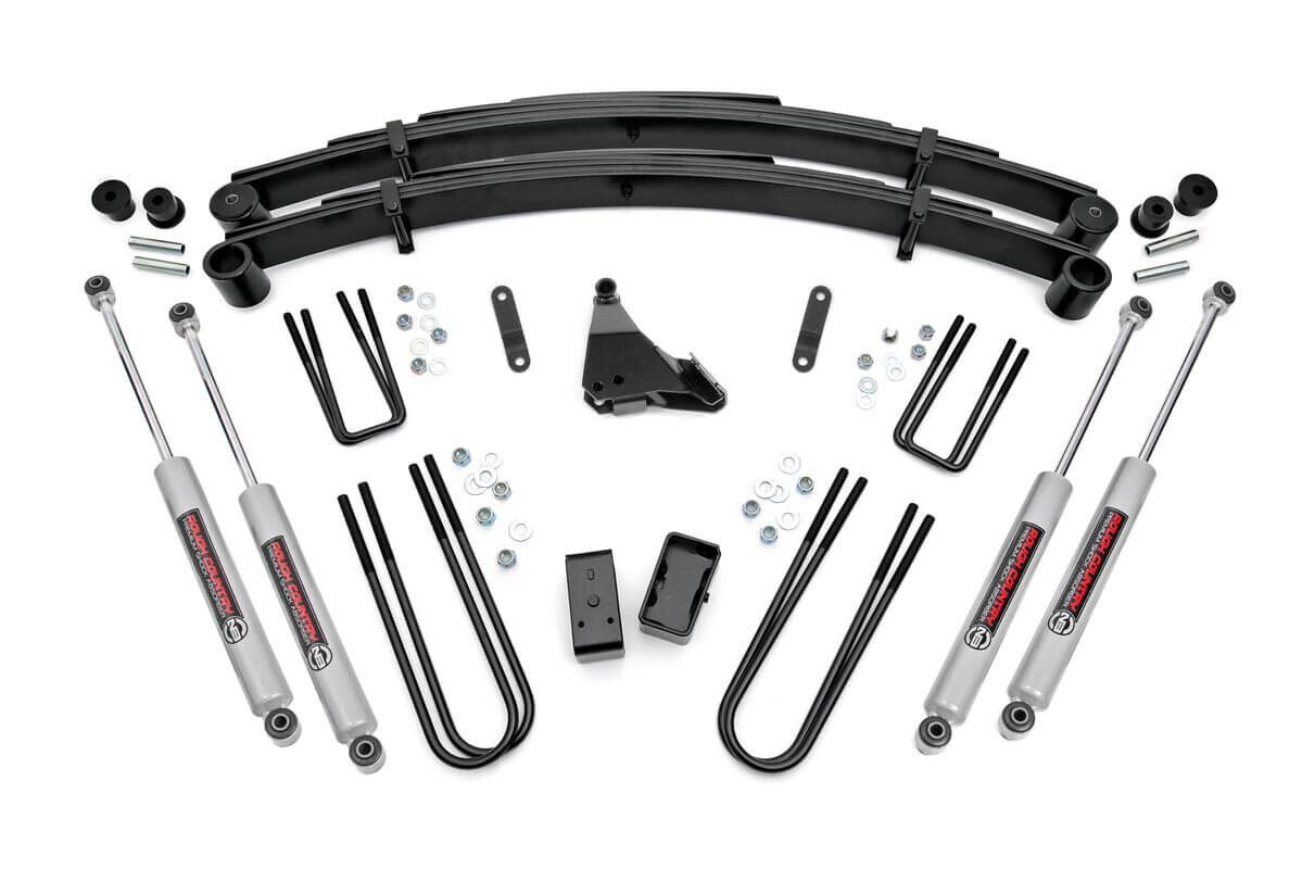 Rough Country 4" Ford Suspension Lift Kit For (99-04 F-250/350 Super Duty 4WD)