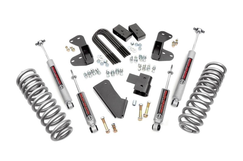 Rough Country 2.5" Ford Suspension Lift Kit (80-96 F-150 4WD) With Lift Blocks