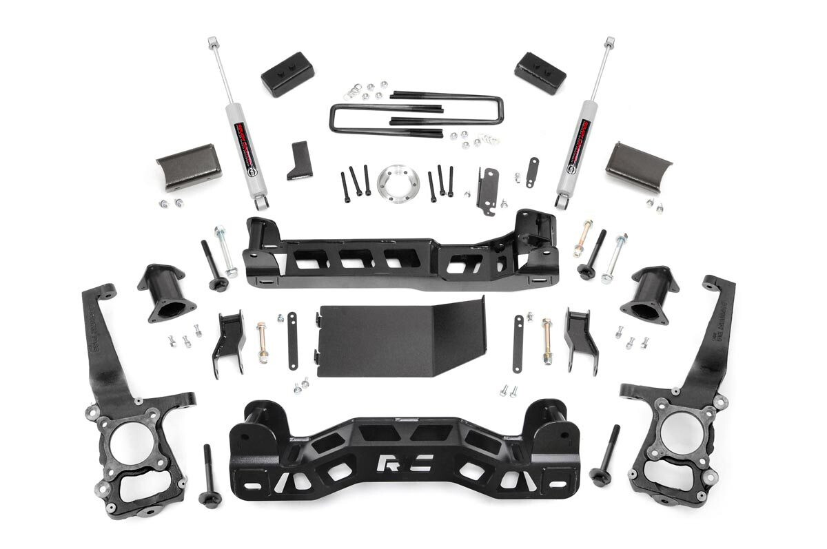 Rough Country 4" Ford Suspension Lift Kit (09-10 F-150 4WD) With Strut Spacer