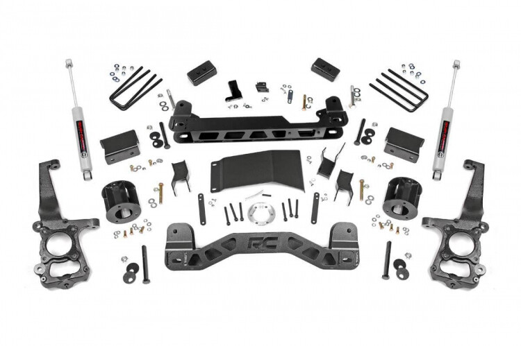 Rough Country 4" Ford Suspension Lift Kit (15-20 F-150 4WD) With Strut Spacers