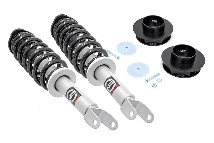 Rough Country 2.5" Dodge Suspension Lift Kit (12-18 & Classic Ram 1500 4WD) With Lifted N3 Struts