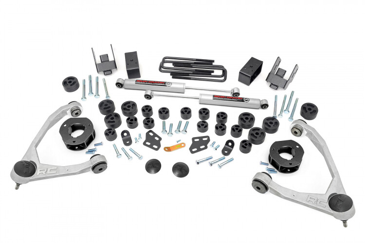 Rough Country 4.75" CHEVY/GMC Combo Lift Kit For (07-13 1500 PU)