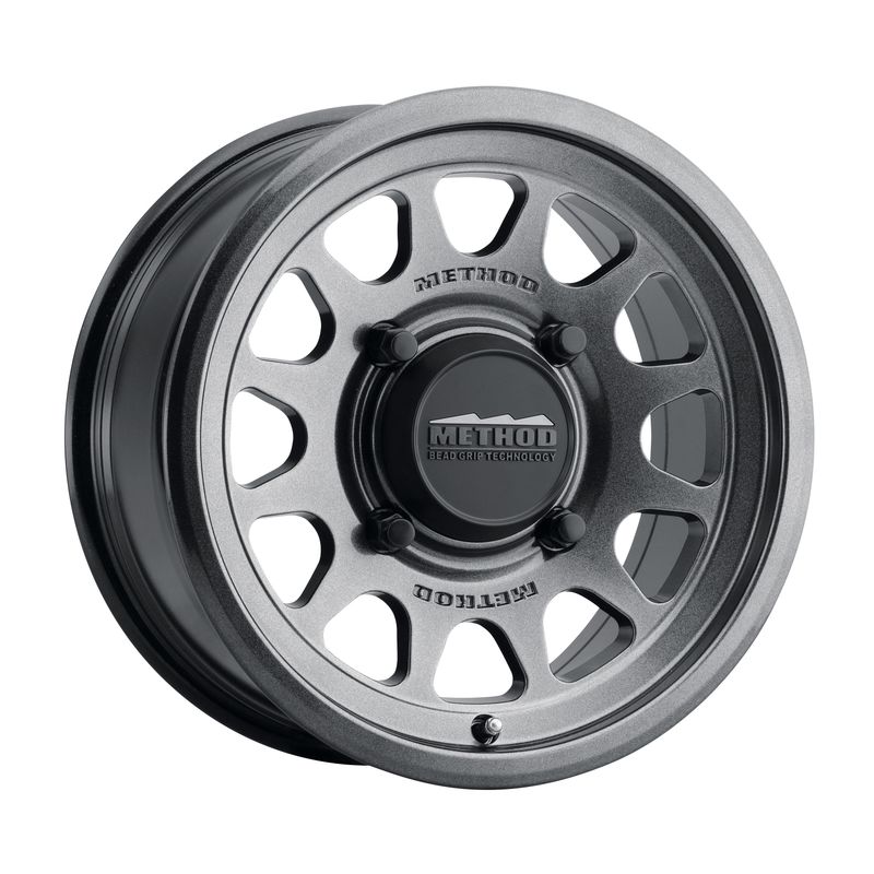 Method Race MR414 15x7 5x4.5 5x114.3 38mm BeadGrip  Gloss Graphite Wheel