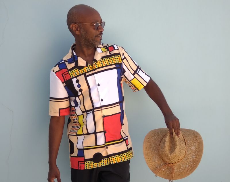 Pop arty, unisex button shirt