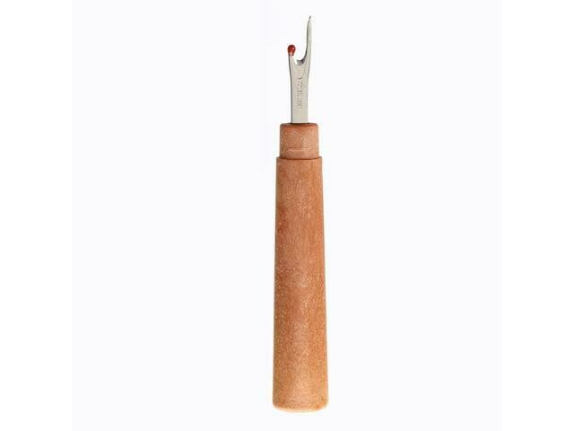 SEAM RIPPER