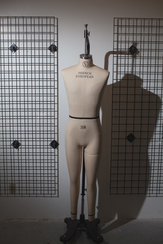 MALE FULLBODY