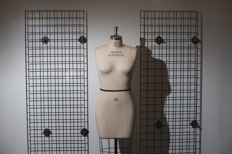 HALF BODY PLUS SIZE DRESS FORM