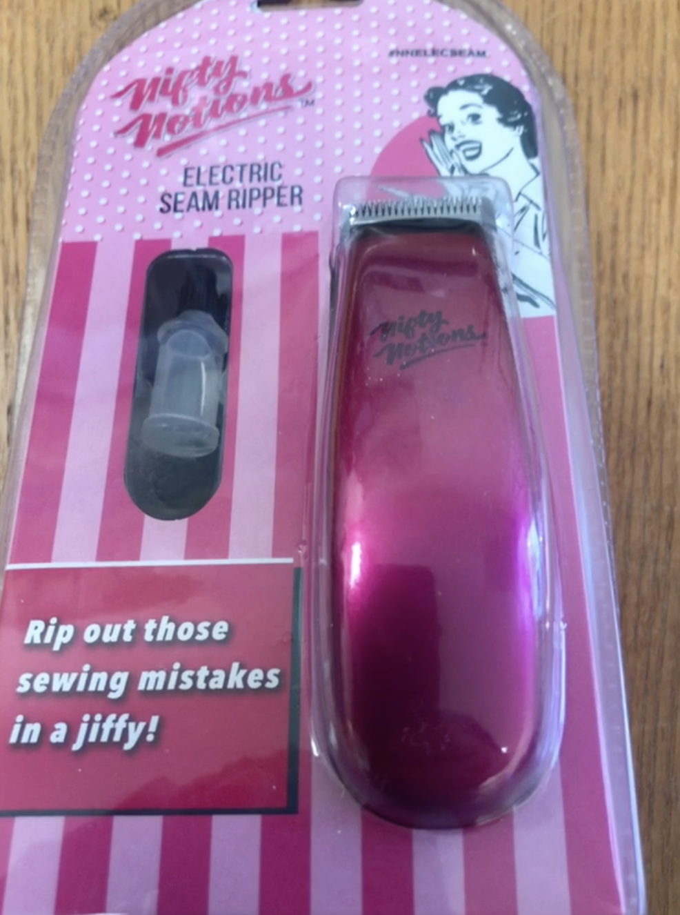 ELECTRIC SEAM RIPPER | Nifty Notions