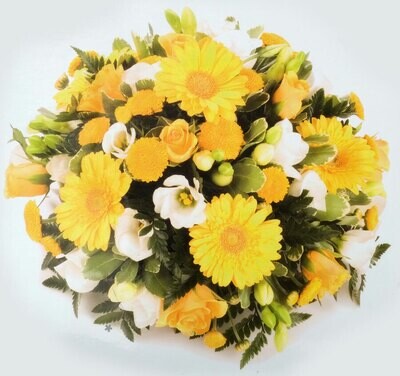 Lemon and White Posy