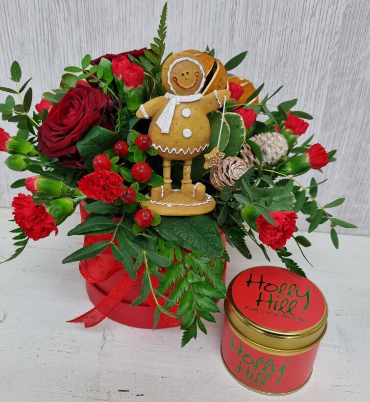 Sweet gingerbread Hat Box & Candle