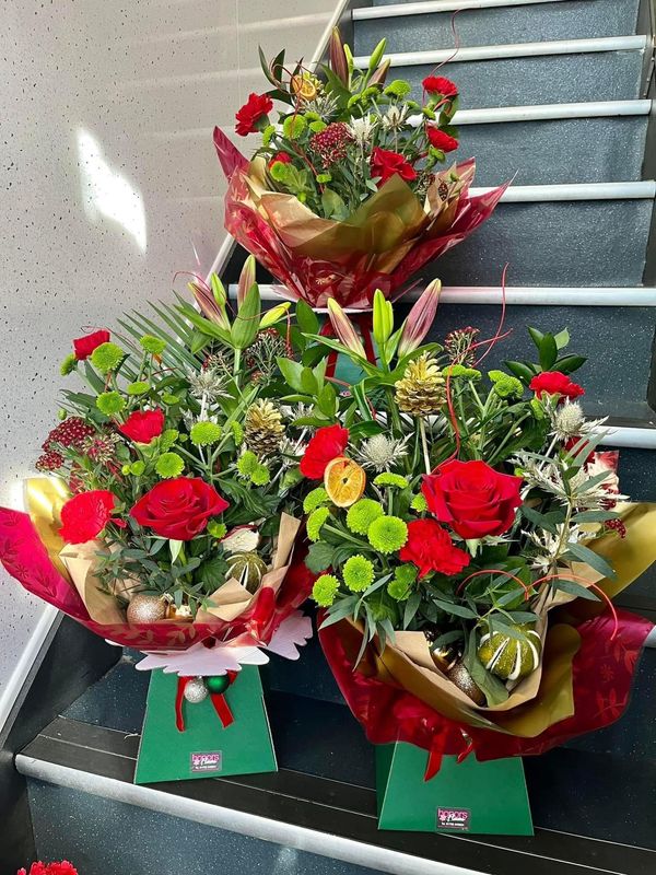 Christmas Seasonal  Hand-tied bouquet