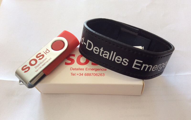 Combo Wristband &amp; Keyfob