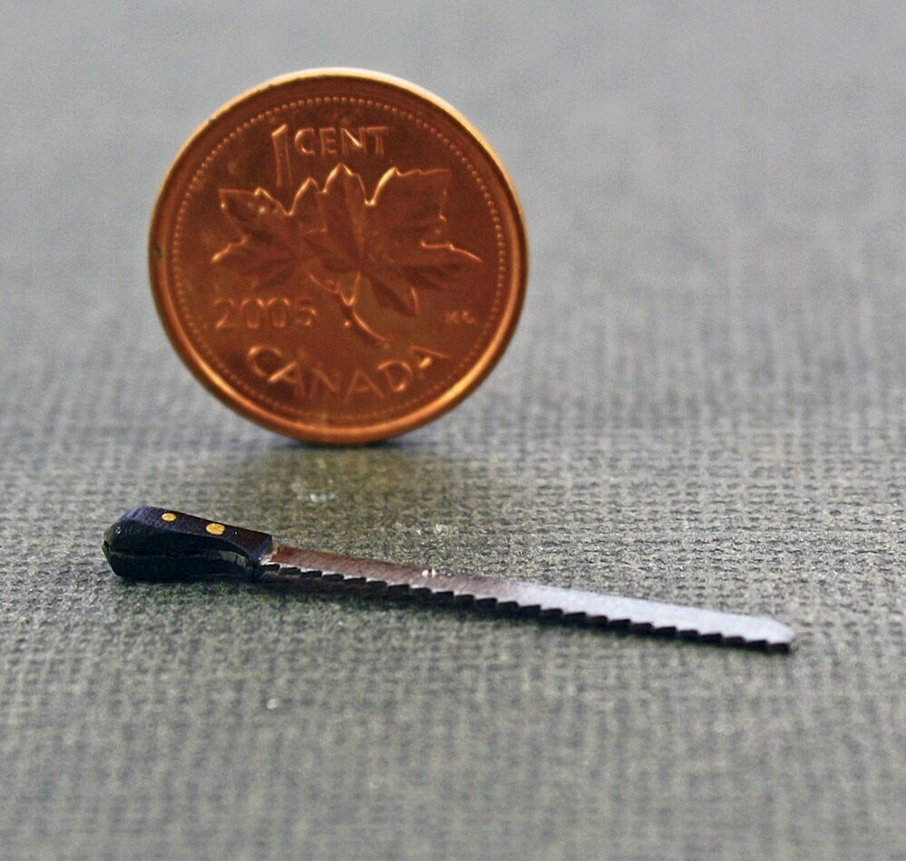Bread Knife (Ebony)