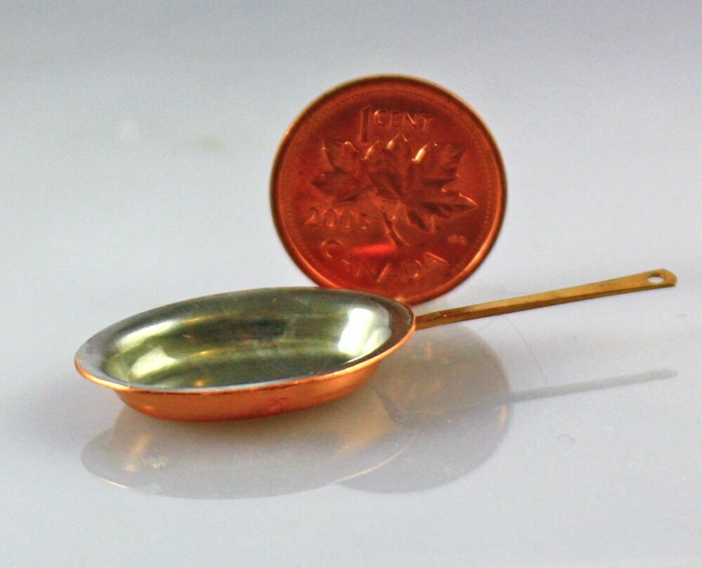 Oval Omlet Pan
