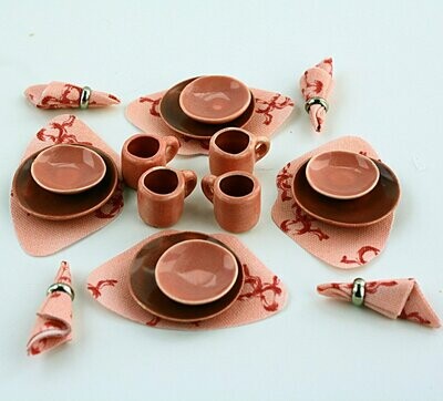 Pink/Mauve Dinner Set of 4 with Placemats