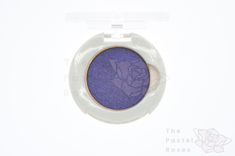 Multi Chrome Pressed Eyeshadow - Witch Head Nebula Multi Chrome Pressed Eyeshadow - Witch Head Nebula