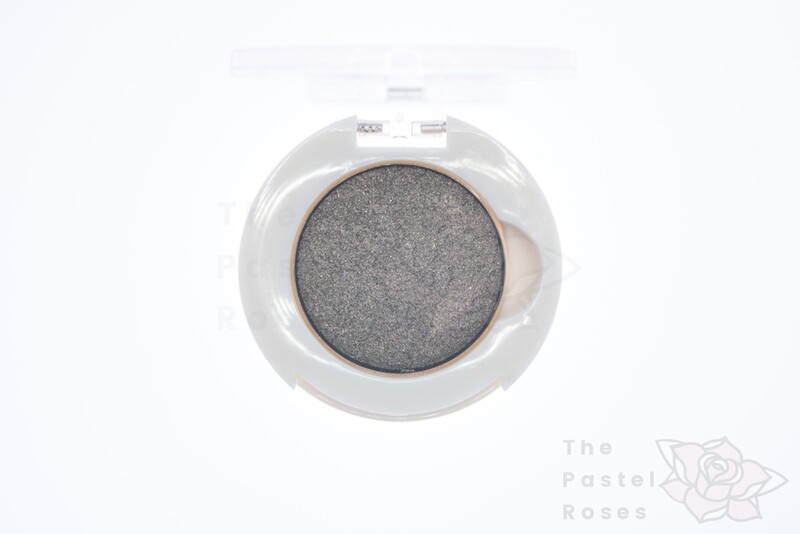 Multi Chrome Pressed Eyeshadow - Tarantula Nebula Multi Chrome Pressed Eyeshadow - Tarantula Nebula