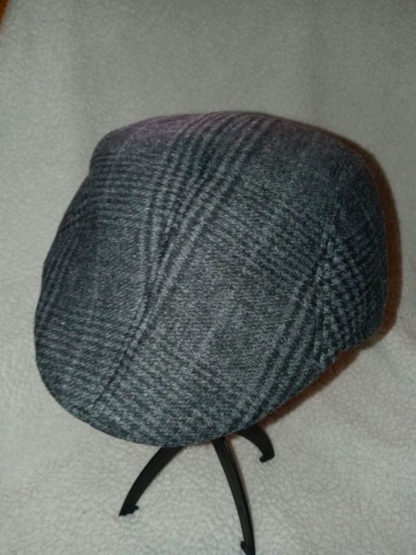 DF Import - Men&#39;s Black and Gray Wool Newsboy Caps
