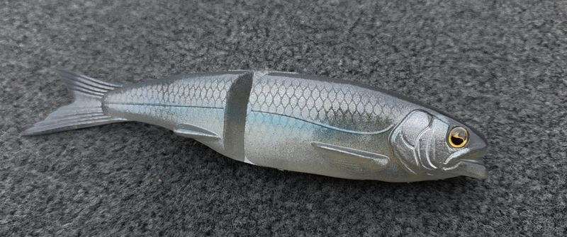 Osakana - Grey Hitch