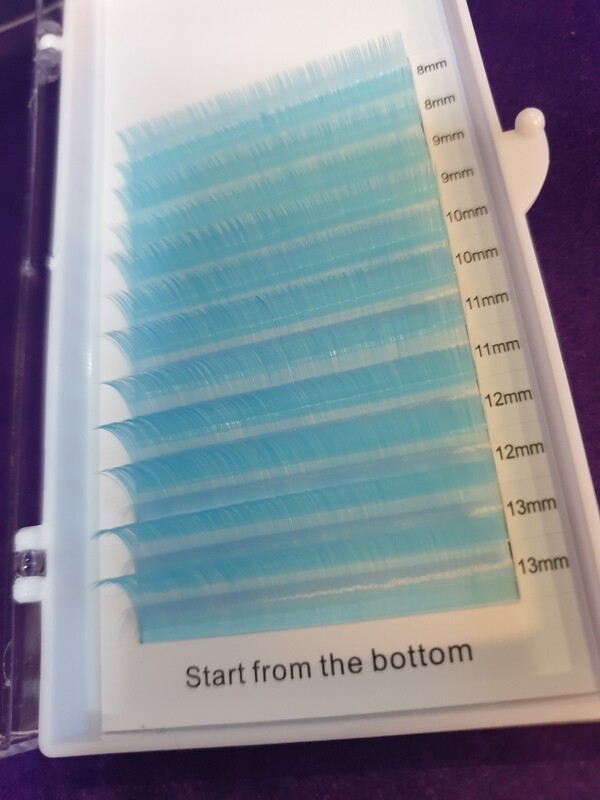 Hellblaue Wimpern 0,07