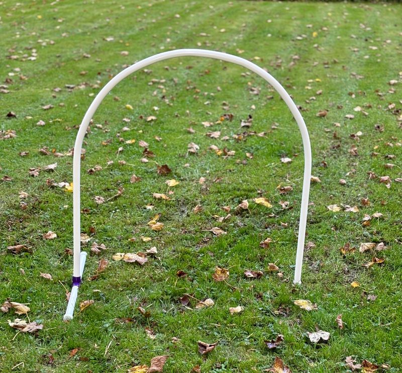Baseless Maxi Hoop white