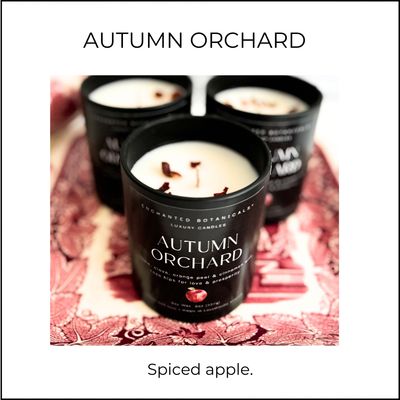 AUTUMN ORCHARD Scented Candle