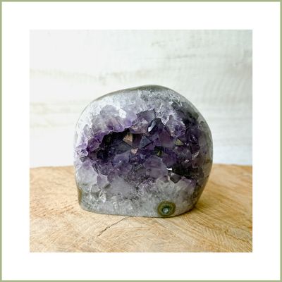 AMETHYST Petite Cathedral