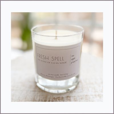 FRESH SPELL Scented Candle