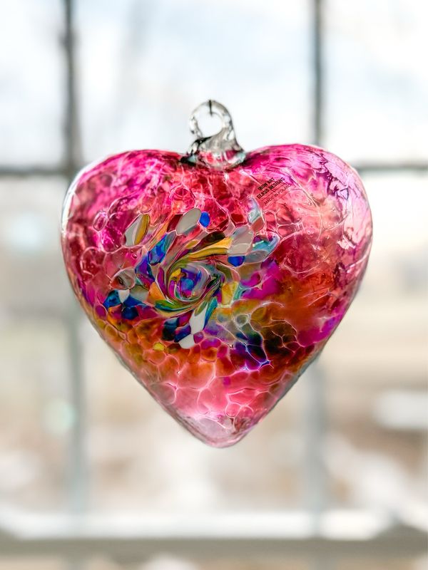 GLASS FRIENDSHIP HEART Dark Pink Iridized