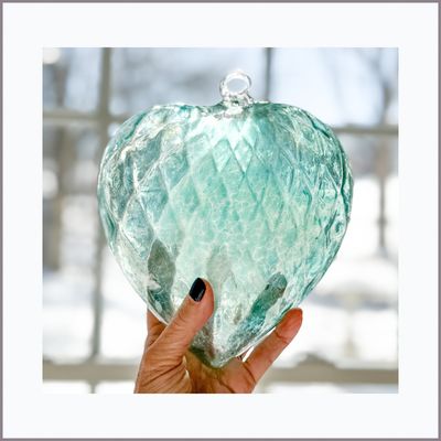 GLASS FRIENDSHIP HEART Aqua Green + Blue Iridized (XL)