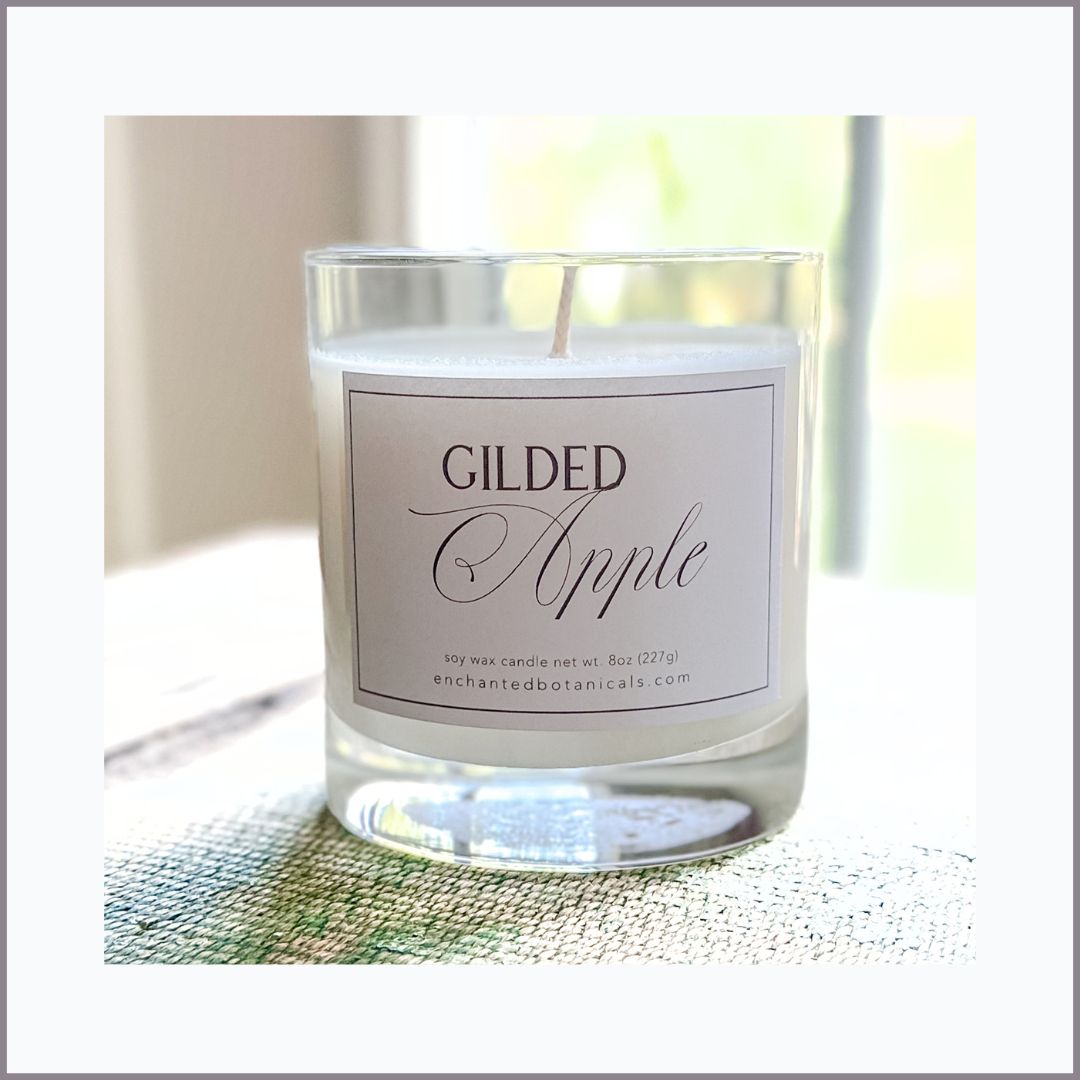 GILDED APPLE Scented Candle