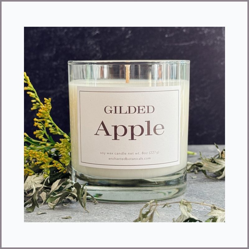 GILDED APPLE Scented Candle
