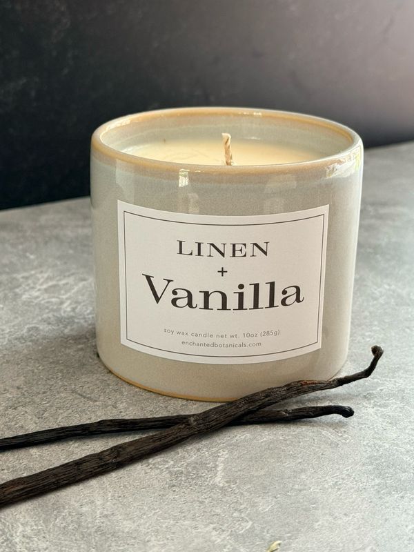 LINEN + VANILLA Scented Candle