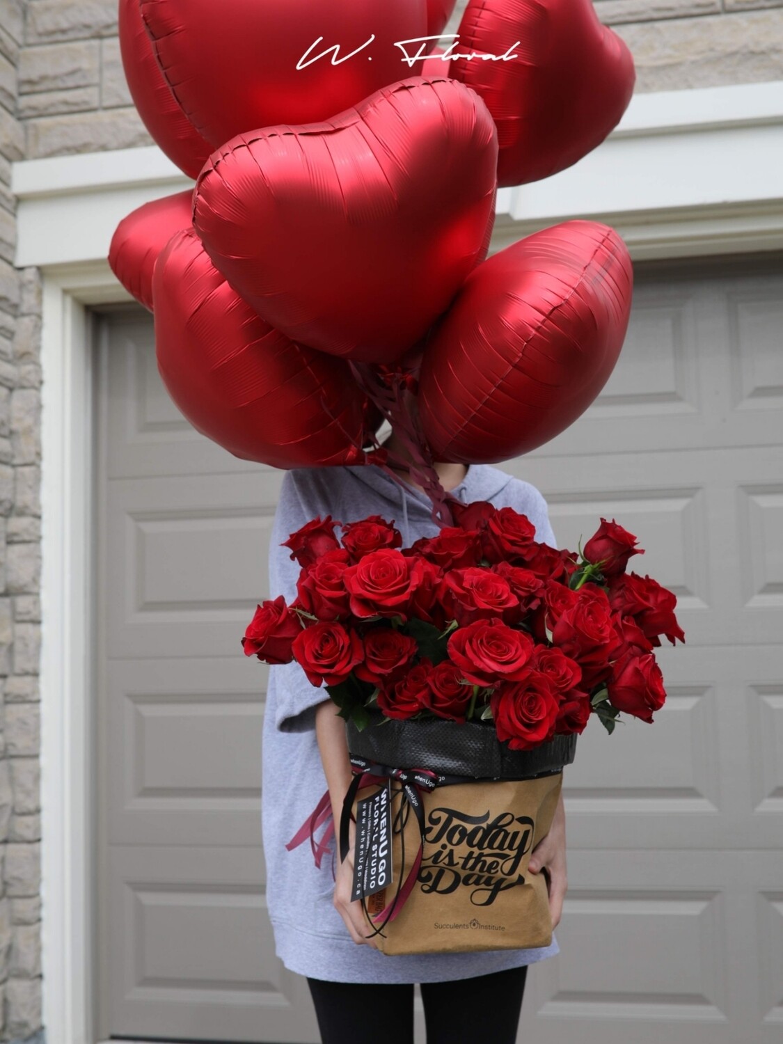 Gift a Hug Red