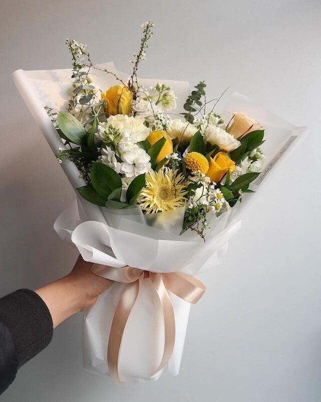 Heartfelt Condolence Yellow Bouquet