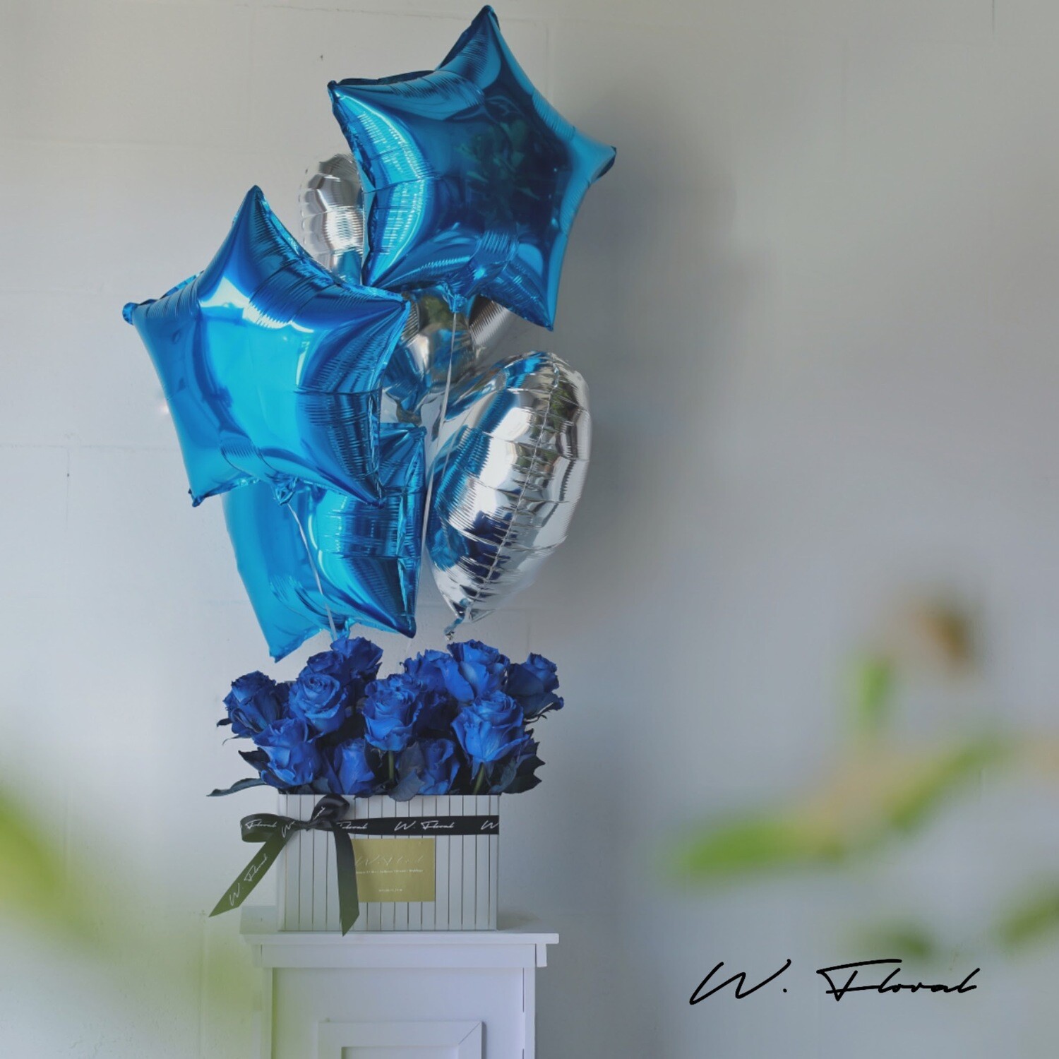 Pandora Hug Blue