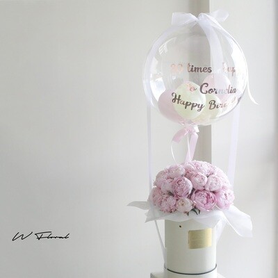 Peonies Hug